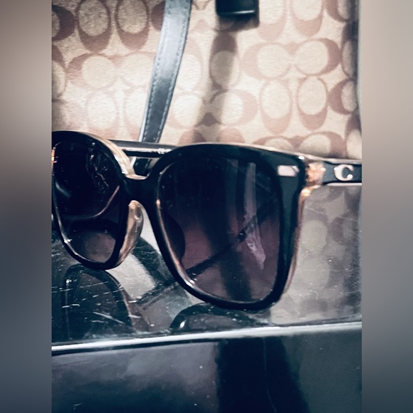 Coach CL918 EUC - Picture 9 of 9